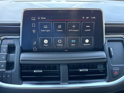 Used 2022 GMC Yukon SLT w/ SLT Premium Package image 29