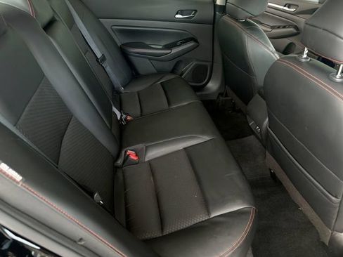 Used 2024 Nissan Altima 2.5 SR FWD image 34