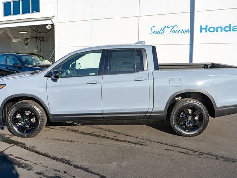 New 2026 Honda Ridgeline Black Edition image 10