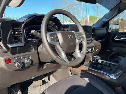 Used 2024 Chevrolet Silverado 1500 RST w/ All Star Edition Plus image 9