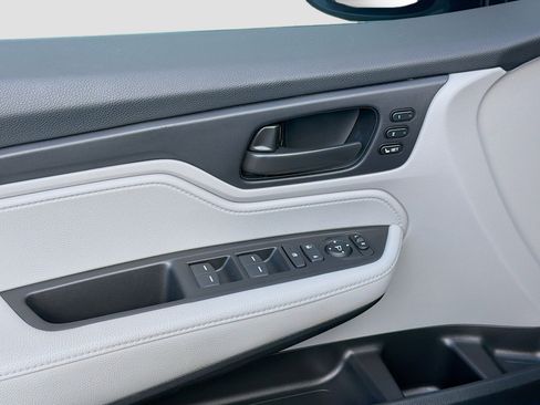 Certified 2023 Honda Odyssey EX-L image 16