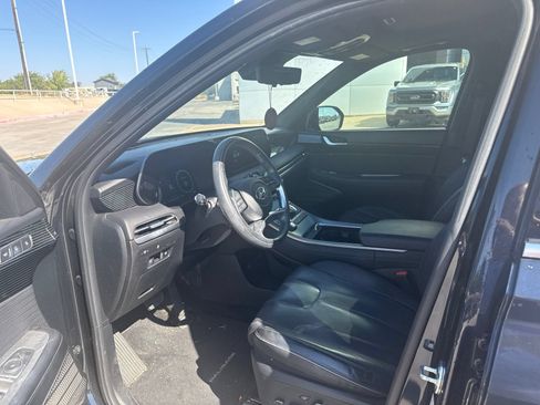 Used 2024 Hyundai Palisade Calligraphy FWD image 9