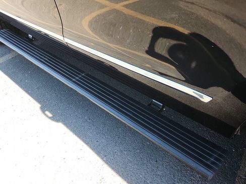 Used 2023 Lincoln Navigator L Reserve AWD/4WD image 12