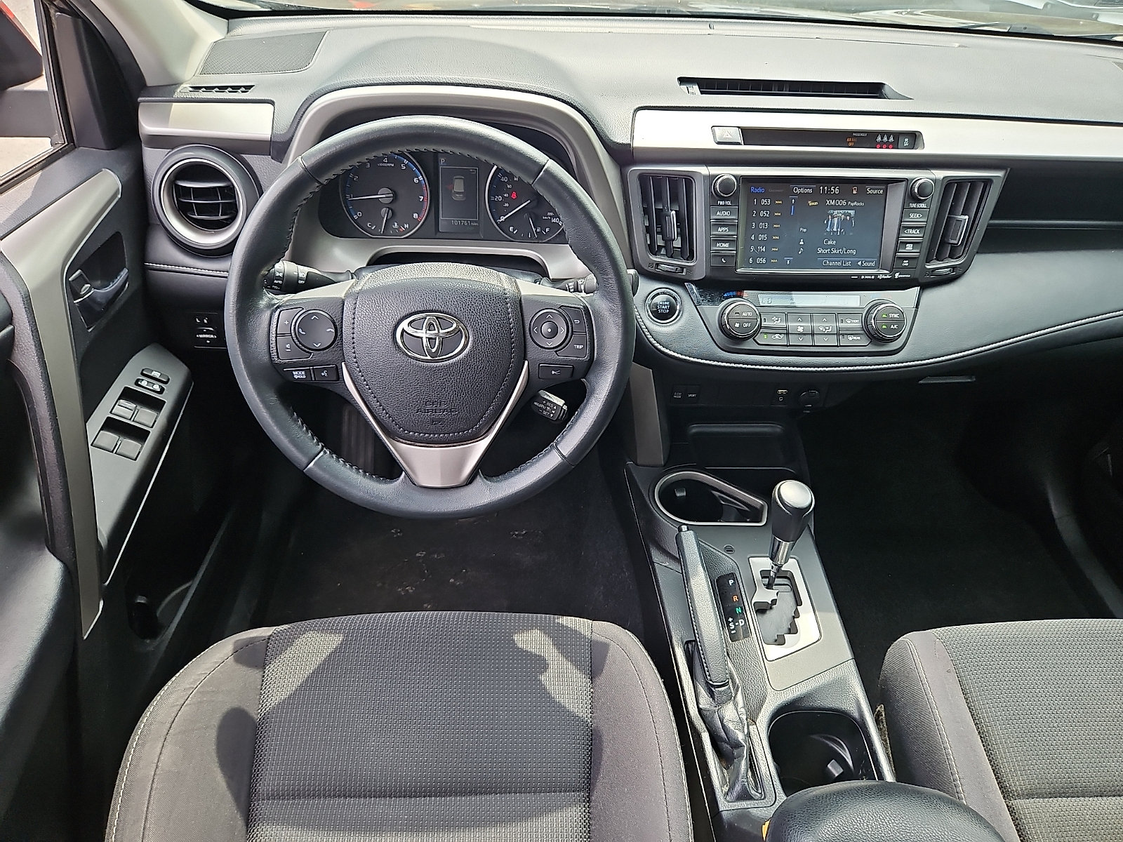 Used 2017 Toyota RAV4 XLE AWD/4WD image 11