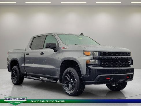 Used 2021 Chevrolet Silverado 1500 Custom Trail Boss AWD/4WD image 1