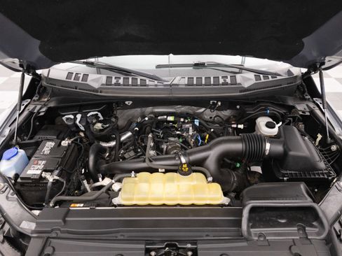 Used 2020 Ford F150 XLT w/ Equipment Group 302A Luxury AWD/4WD image 21