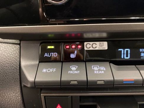 Used 2025 Toyota Camry LE image 20