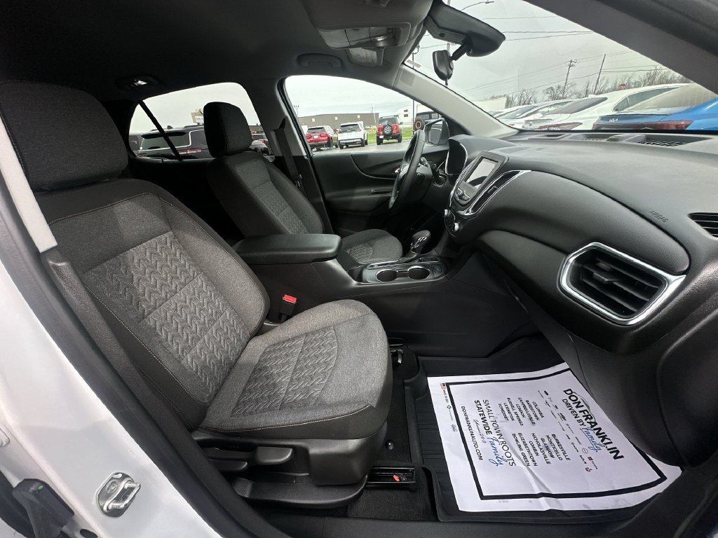 Used 2024 Chevrolet Equinox LT w/ LPO, Floor Liner Package AWD/4WD image 23