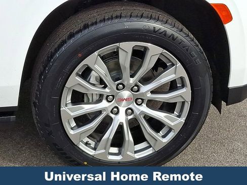 Used 2023 GMC Yukon Denali image 10