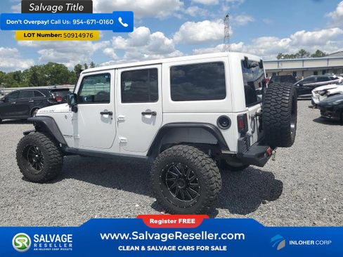 Used 2015 Jeep Wrangler Unlimited Rubicon w/ Connectivity Group AWD/4WD image 3