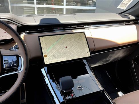 New 2025 Land Rover Range Rover Sport Dynamic SE image 7