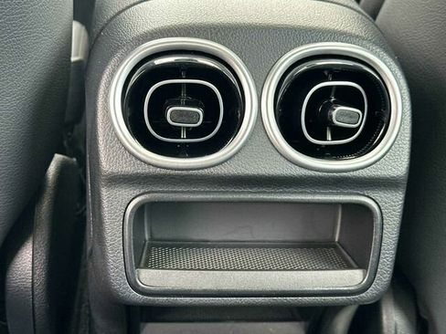 Used 2025 Mercedes-Benz C 300 Sedan image 16