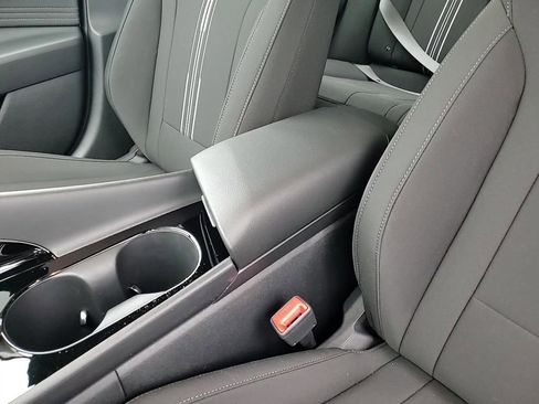New 2025 Hyundai Elantra SEL image 22