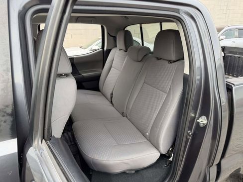 Used 2020 Toyota Tacoma SR5 image 25