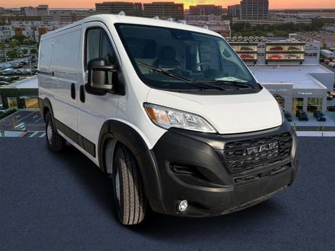 New 2026 RAM ProMaster 1500 w/ Convenience Group image 1