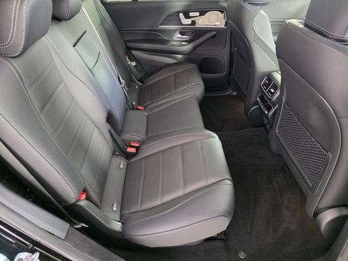 Certified 2025 Mercedes-Benz GLS 580 4MATIC image 29