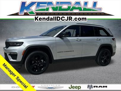 Certified 2024 Jeep Grand Cherokee Limited w/ Black Appearance Package