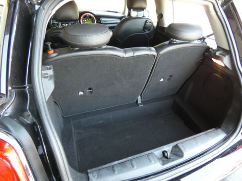 Used 2018 MINI Cooper 2-Door Hardtop FWD image 60