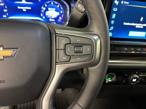 Used 2023 Chevrolet Silverado 1500 LT image 32