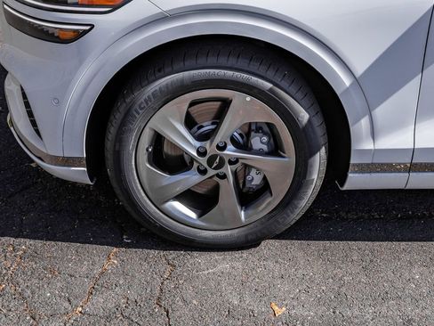 New 2026 Genesis GV70 2.5T Advanced AWD/4WD image 7