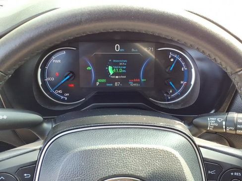 Certified 2022 Toyota RAV4 XSE w/ XSE Grade Weather Package AWD/4WD image 21