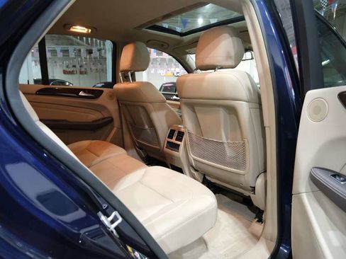 Used 2013 Mercedes-Benz ML 350 4MATIC image 24
