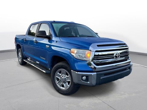 Used 2017 Toyota Tundra SR5 w/ SR5 Upgrade Package RWD image 4