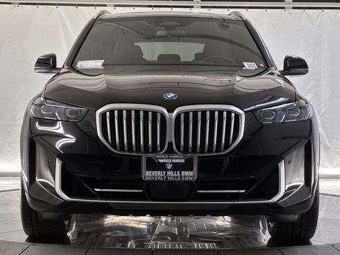 Used 2026 BMW X5 xDrive50e AWD/4WD image 5