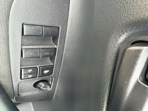Used 2025 Toyota Corolla LE FWD image 8