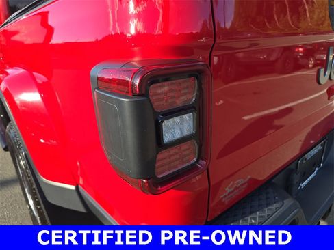 Certified 2021 Jeep Gladiator Overland w/ Popular Equipment Package image 34
