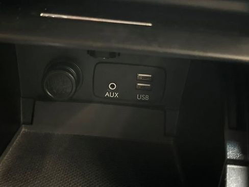Used 2017 Subaru Legacy 2.5i Sport AWD/4WD image 34