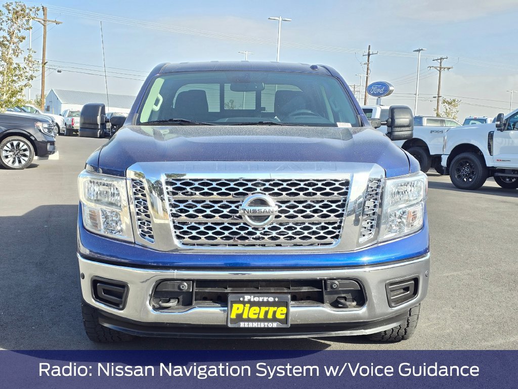 Used 2018 Nissan Titan SV w/ SV Convenience Package AWD/4WD image 7