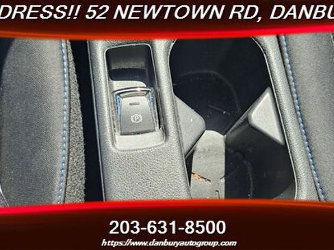 Used 2018 Nissan Leaf SV w/ SV Technology Package image 16