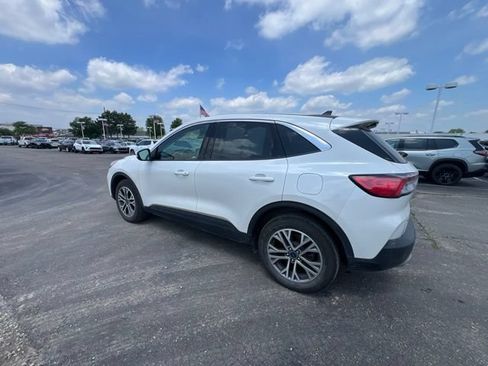 Used 2022 Ford Escape SEL w/ Class II Trailer Tow Package AWD/4WD image 5