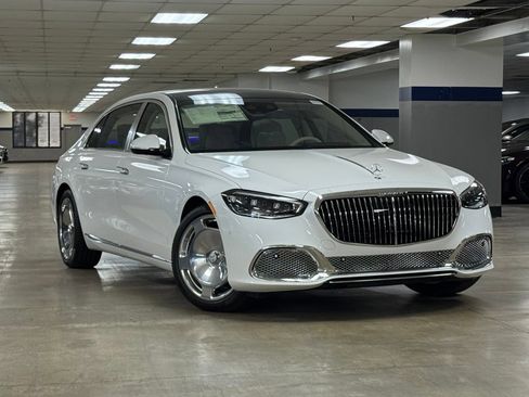 New 2026 Mercedes-Benz Maybach S 680 4MATIC image 2