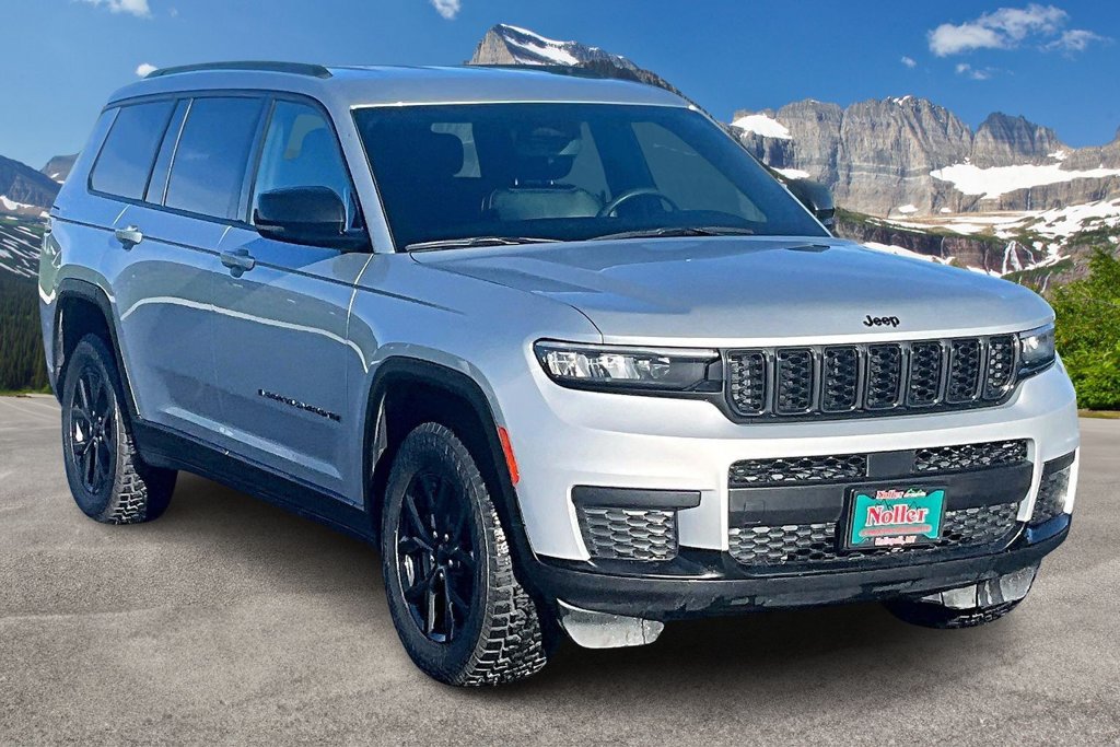 Used 2024 Jeep Grand Cherokee L Laredo AWD/4WD image 12