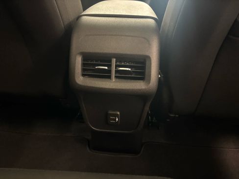 Used 2024 Chevrolet Equinox LT image 21