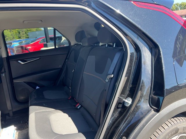 Used 2024 Kia Niro LX FWD image 13