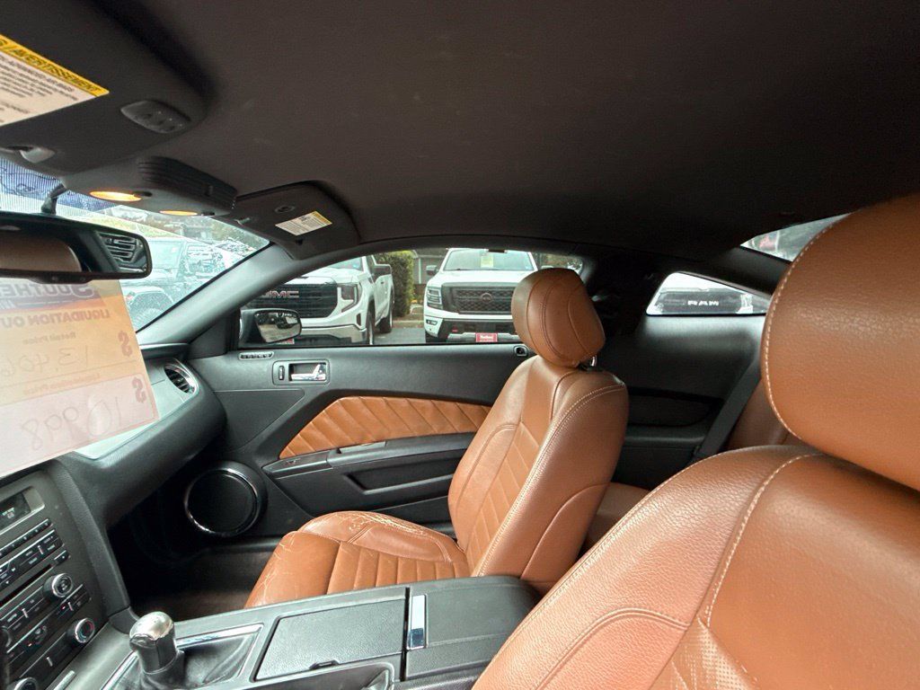 Used 2012 Ford Mustang Premium RWD image 17