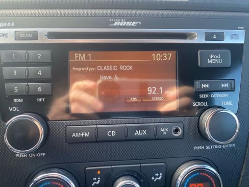 Used 2010 Nissan Altima 3.5 SR w/ Leather Pkg image 12