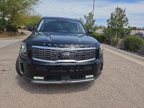 Used 2021 Kia Telluride SX w/ SX Prestige Package AWD/4WD image 2