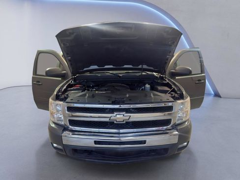 Used 2011 Chevrolet Silverado 1500 LT w/ All-Star Edition AWD/4WD image 10