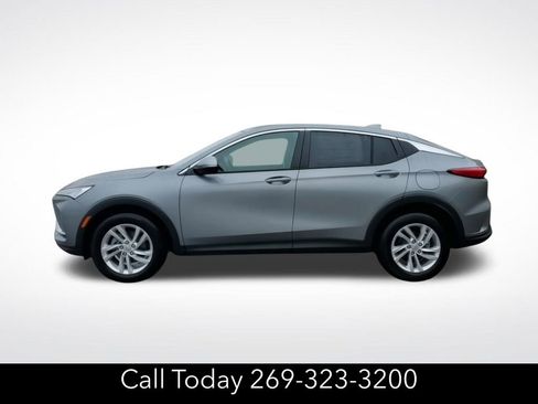 New 2025 Buick Envista Preferred w/ Advanced Safety Package image 5