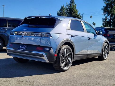 New 2026 Hyundai Ioniq 5 SEL image 2