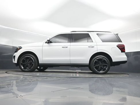 Used 2023 Ford Expedition Limited AWD/4WD image 49