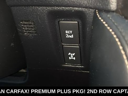 Used 2023 Lexus GX 460 Premium w/ Accessory Package AWD/4WD image 16