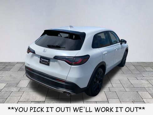 Used 2023 Honda HR-V Sport image 7