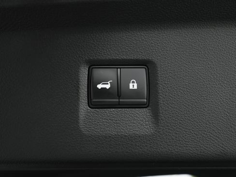 Used 2025 INFINITI QX60 Luxe image 41