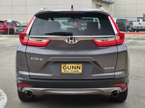 Used 2018 Honda CR-V Touring image 4