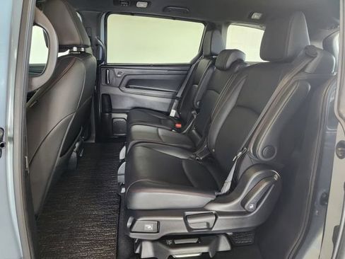 Used 2025 Honda Odyssey Sport-L image 14
